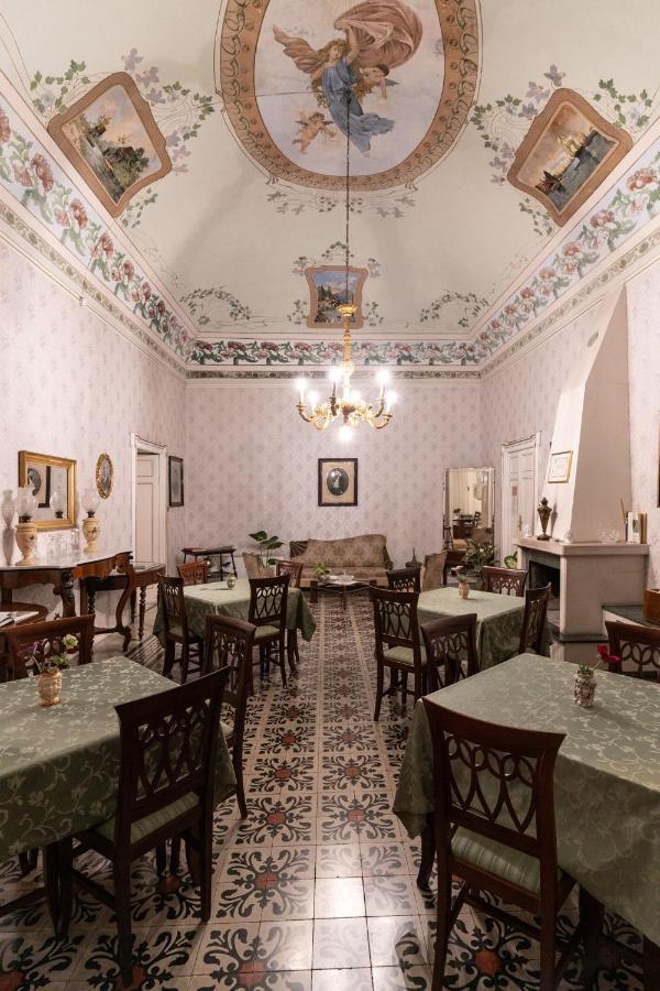 Palazzo Il Cavaliere B&B De Charme Modica Exterior foto