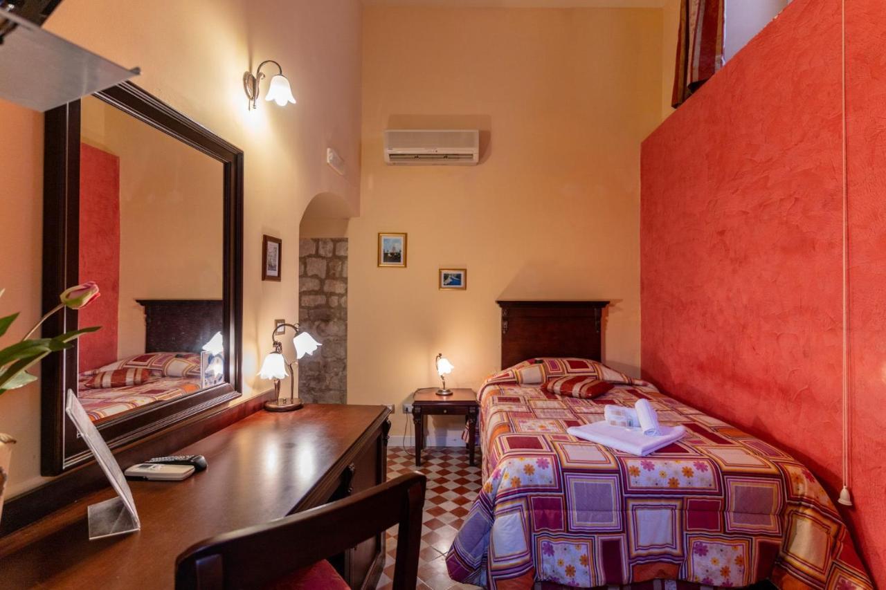 Palazzo Il Cavaliere B&B De Charme Modica Quarto foto